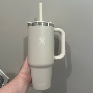 Hydro Flask Cream Tumbler with Straw Lid